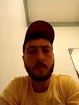 Snapshot of Cyclepro9555 chatting on 03-13-25, 02:05 Cyclepro9555 online show from 03-13-25, 02:05