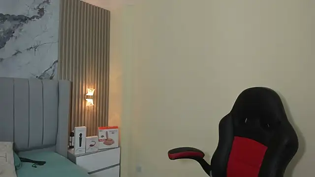 AGATHASMITH5 online show from 03-28-26, 03:28