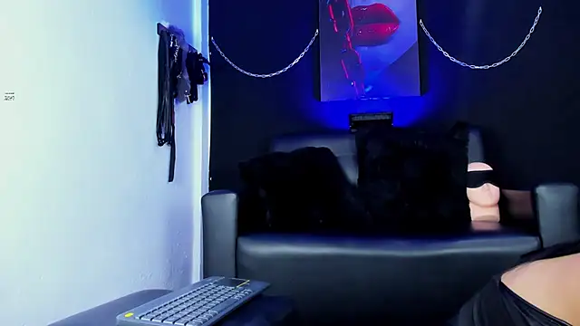 Snapshot of ThaleiaStone chatting on 11-14-25, 02:21 ThaleiaStone online show from 11-14-25, 02:21