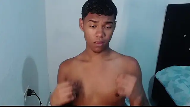 Snapshot of Jampier_sexyboy chatting on 03-11-25, 01:01 Jampier sexyboy online show from 03-11-25, 01:01