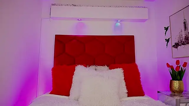 Jonas Rivers online show from 10-26-25, 01:06