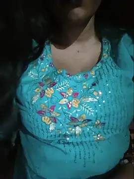Snapshot of Sexyradha_ chatting on 06-16-26, 08:11 Sexyradha online show from 06-16-26, 08:11