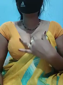 Sexyradha  online show from 06-30-26, 04:19