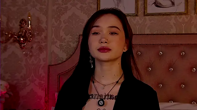 Snapshot of HeatherSweet_ chatting on 09-27-25, 05:18 HeatherSweet  online show from 09-27-25, 05:18