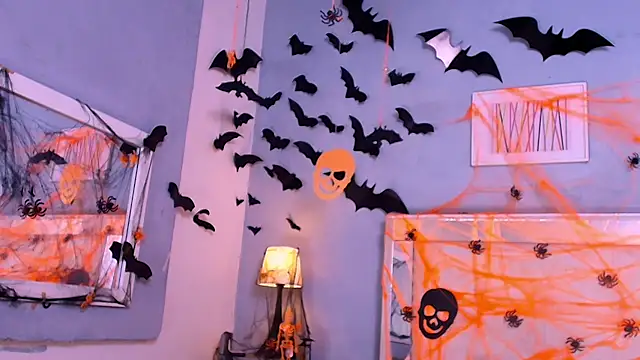 Emily Castillo 1 online show from 10-30-25, 05:09