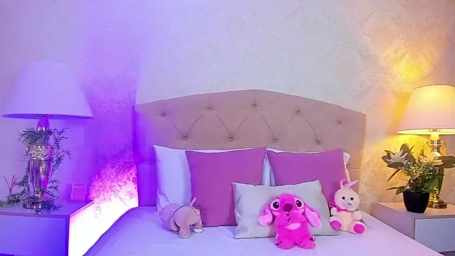 Mia Montess online show from 03-11-26, 12:22