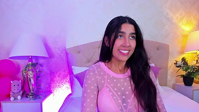 Mia Montess online show from 04-13-26, 05:18