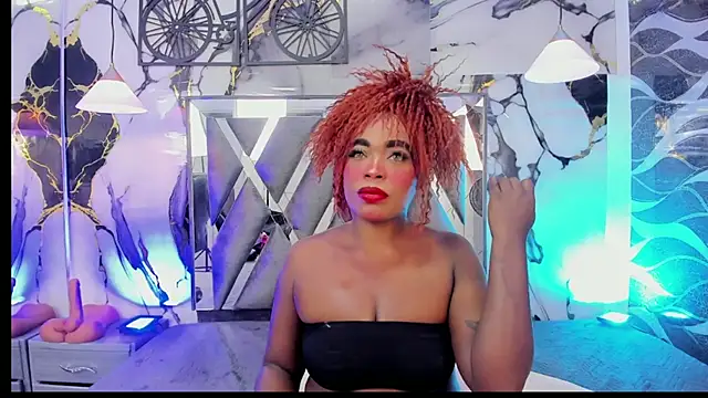 CandyMartinez  online show from 07-11-26, 05:48