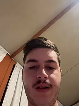 Snapshot of ategurl192 chatting on 10-31-25, 08:21 ategurl192 online show from 10-31-25, 08:21