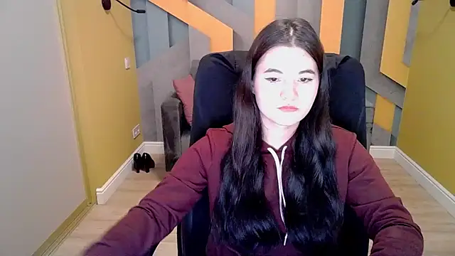 Snapshot of ElinaMils chatting on 03-08-25, 12:30 ElinaMils online show from 03-08-25, 12:30