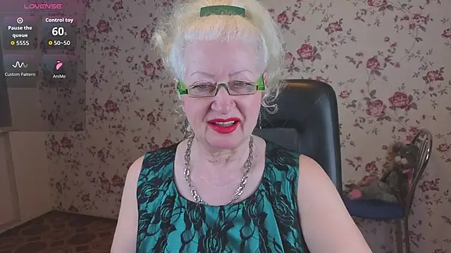 Maya Mayflower online show from 02-07-26, 02:48