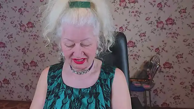 Maya Mayflower online show from 04-14-26, 03:23