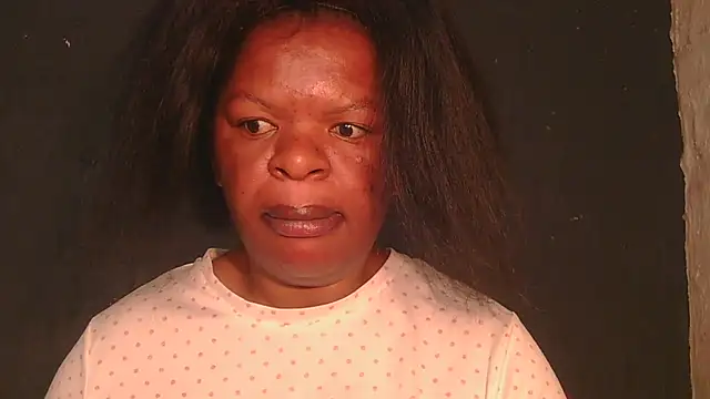 Snapshot of ebony_rose11 chatting on 07-21-26, 05:54 ebony rose11 online show from 07-21-26, 05:54