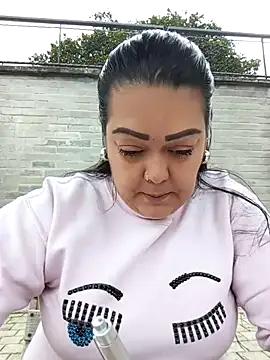 violeta delavega1 online show from 11-15-25, 07:10