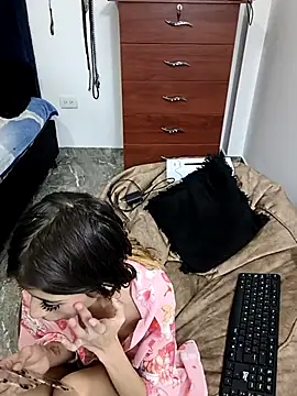 KratosAfroditacs online show from 04-06-26, 04:46