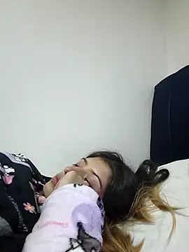 KratosAfroditacs online show from 04-26-26, 03:59