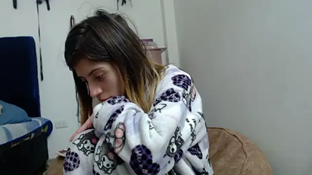 KratosAfroditacs online show from 04-27-26, 05:44