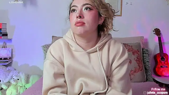 julieta cooper20 online show from 04-03-26, 03:48