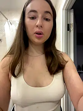 AlisaQSky online show from 11-18-25, 10:09