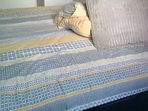 Snapshot of Enoch981 chatting on 03-18-25, 09:09 Enoch981 online show from 03-18-25, 09:09