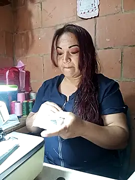 Snapshot of isis_milove chatting on 03-08-26, 01:04 isis milove online show from 03-08-26, 01:04