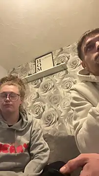 Snapshot of coupleajcc chatting on 11-09-25, 04:16 coupleajcc online show from 11-09-25, 04:16