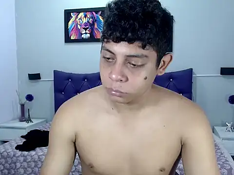 Alejandroo 22 online show from 10-03-25, 01:30