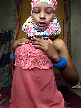 Cutesoma01 online show from 03-19-26, 10:58