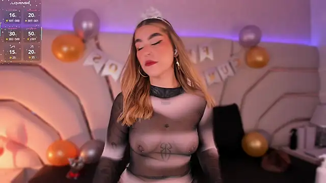Violeta-Marquez online show from 05-30-26, 12:02