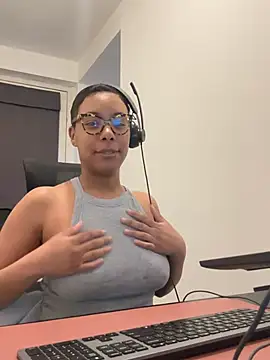 Melia Rayne online show from 03-20-26, 10:42