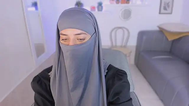 salma arabicc online show from 10-18-25, 04:15