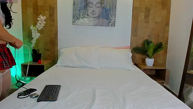 isabella winkler online show from 12-03-25, 03:54