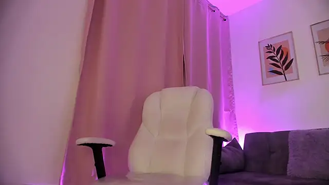 gaaby foxx online show from 06-12-26, 04:11
