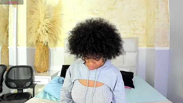 SarahLynn7 online show from 02-07-26, 09:29