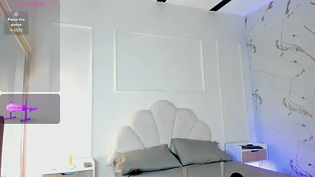 Candaceoweens online show from 11-10-25, 04:00