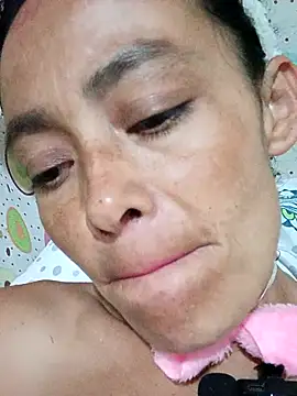 Snapshot of sarayulith chatting on 11-14-25, 05:11 sarayulith online show from 11-14-25, 05:11