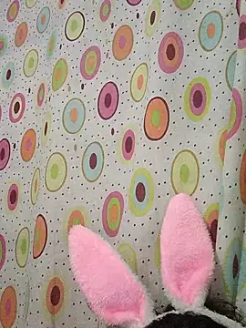 Snapshot of sarayulith chatting on 11-27-25, 12:40 sarayulith online show from 11-27-25, 12:40