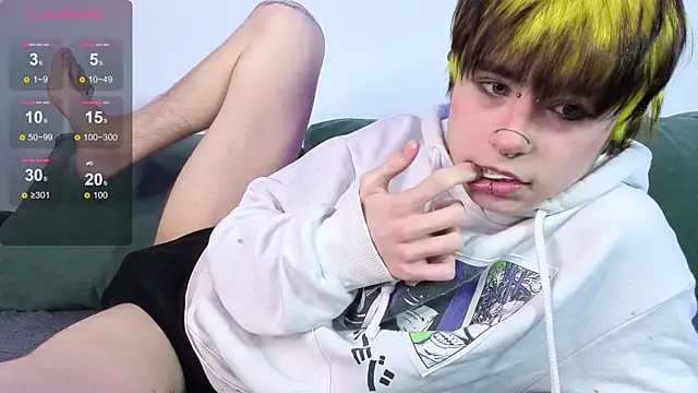 Alex Vallley online show from 04-25-26, 11:13