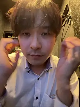 waka3232 online show from 04-28-26, 11:04