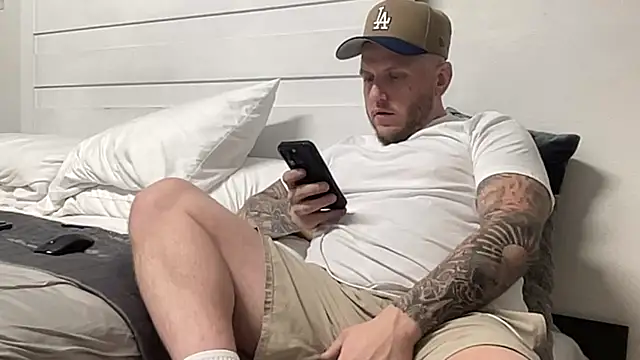 Snapshot of Thegreatwhitepipe chatting on 10-02-25, 10:00 Thegreatwhitepipe online show from 10-02-25, 10:00