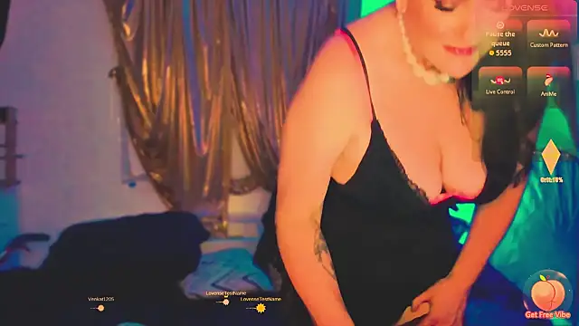 Sandiego8383xh online show from 04-26-26, 10:46