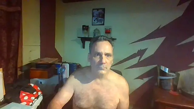Snapshot of HunkofRock chatting on 07-15-26, 03:12 HunkofRock online show from 07-15-26, 03:12