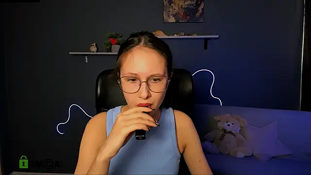 mona cloud online show from 03-22-25, 09:34