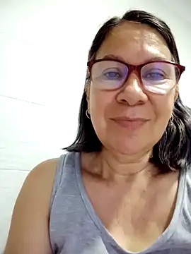 victoria wayne online show from 04-23-26, 09:19