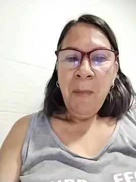 Snapshot of victoria_wayne chatting on 05-15-26, 09:27 victoria wayne online show from 05-15-26, 09:27