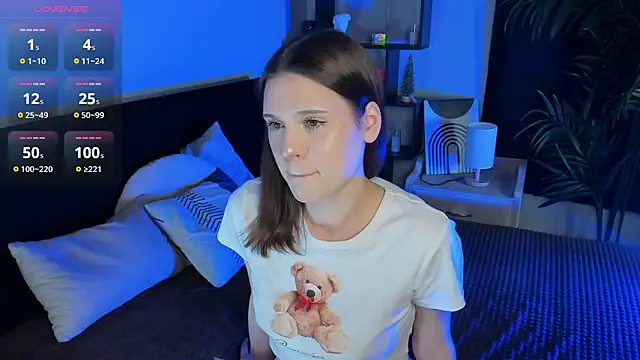 LisaBaillea online show from 03-17-25, 09:02