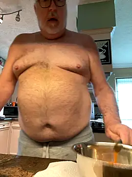 superbearboss online show from 11-17-25, 04:57