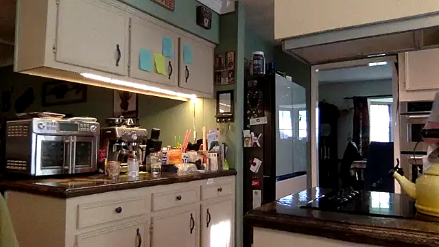 superbearboss online show from 12-20-25, 03:30