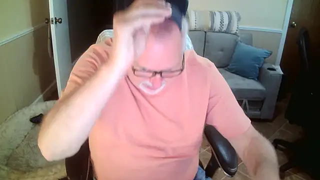 superbearboss online show from 04-10-26, 03:50