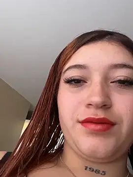 Karina Leon online show from 05-15-26, 09:33